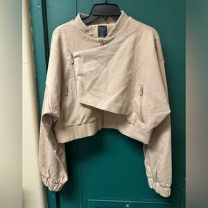 Pre-owned in Excellent condition vintage Lime & Vine asymmetrical bomber size L